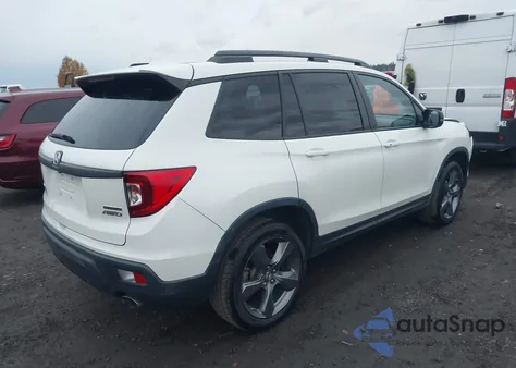 2019 Honda Passport Touring z USA, uszkodzony, nr VIN 5FNYF8H98KB008970